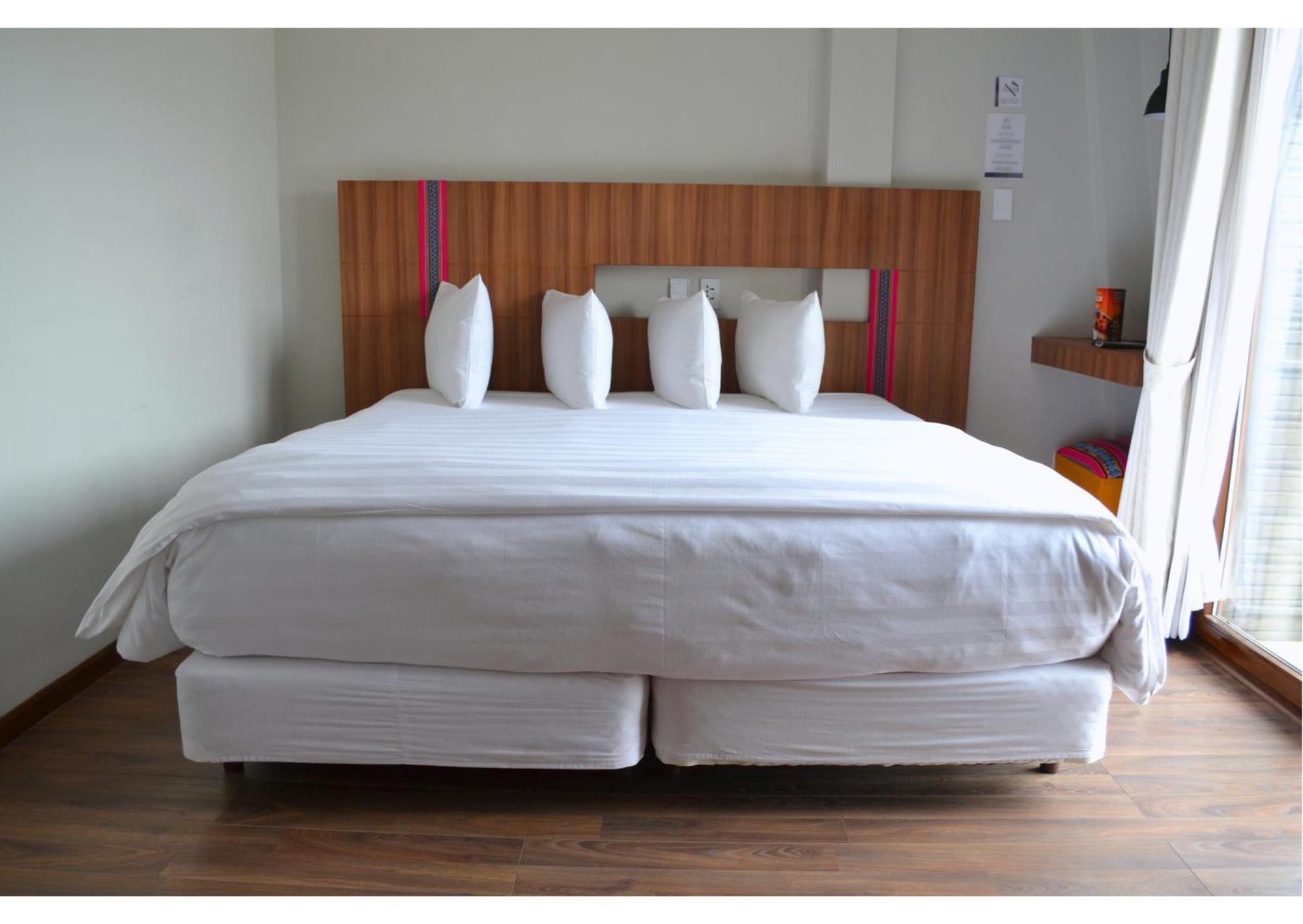 Altus Express 4*