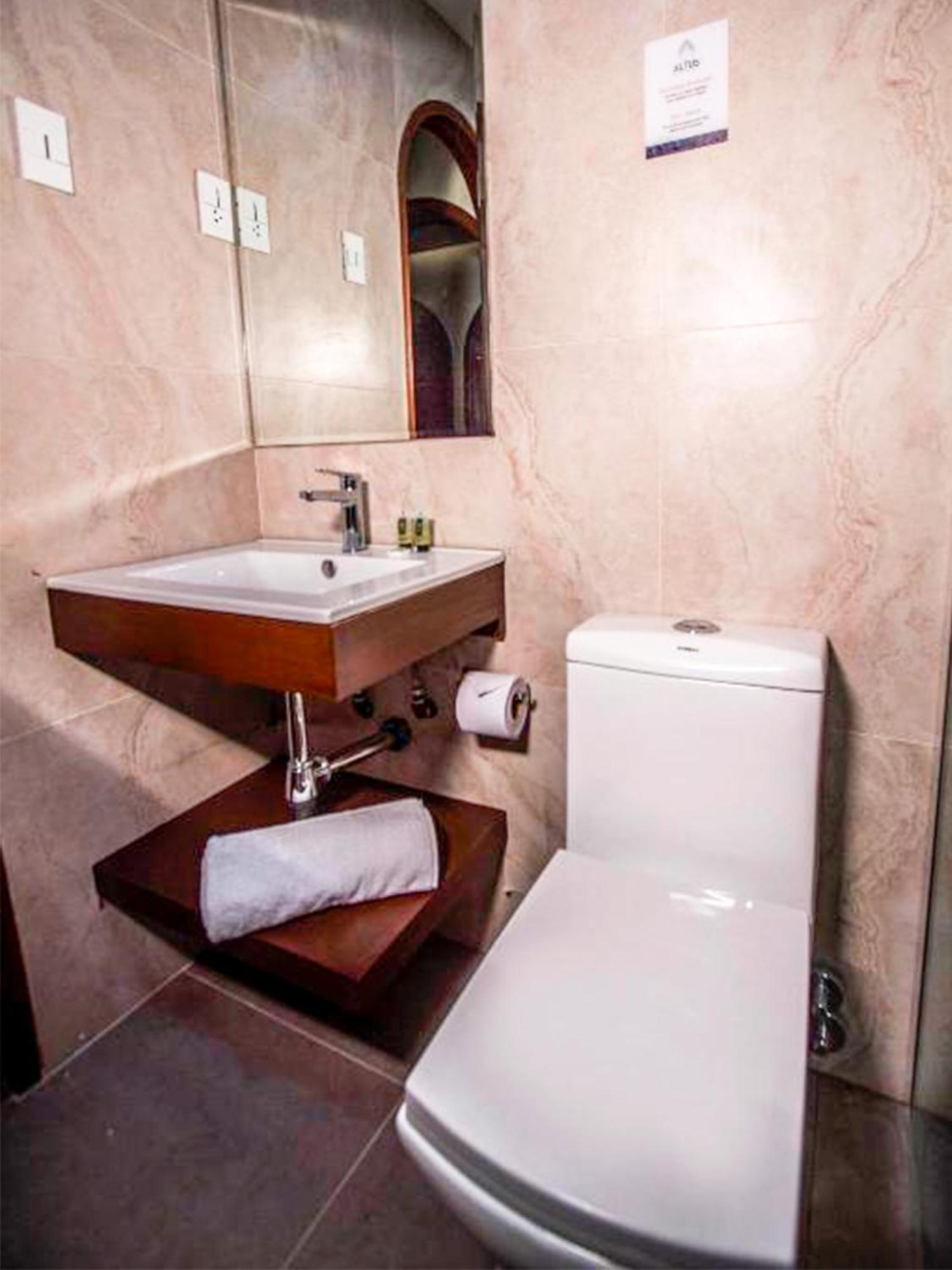 Altus Express 3*